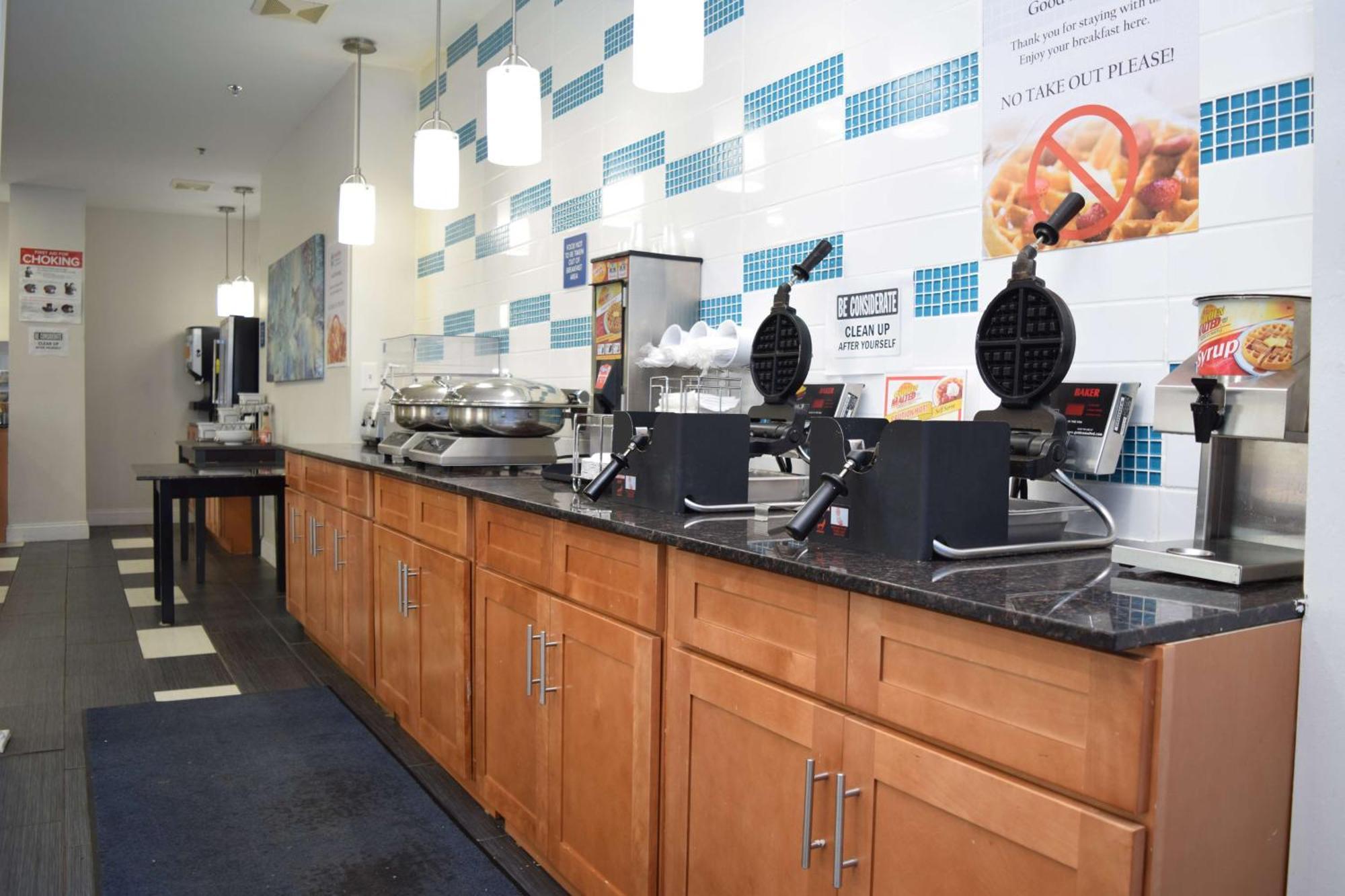 Surestay Plus Hotel By Best Western Niagara Falls East Dış mekan fotoğraf